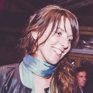 Meet your Posher, Valentina